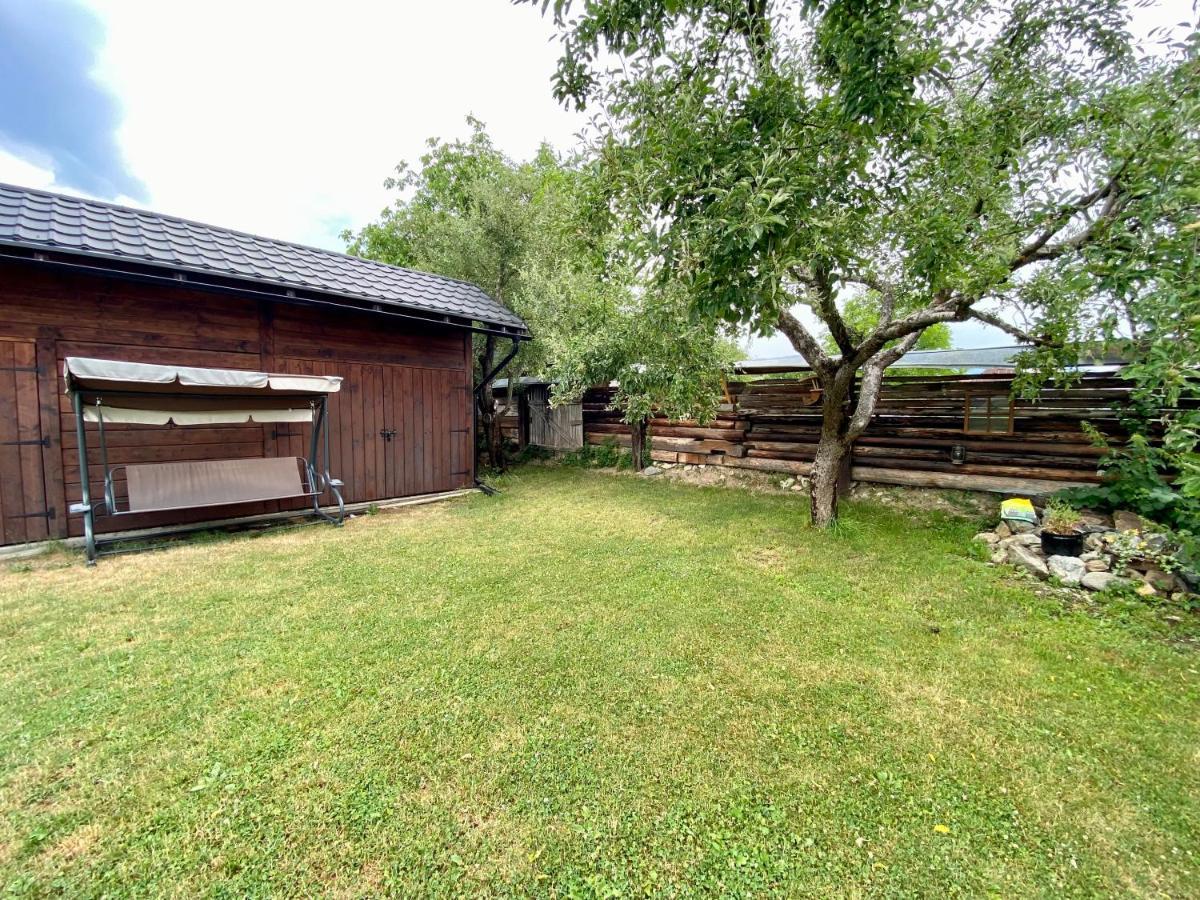 Villa Drevenica Emilka, 5 Min Restauracia, Z Terasy Vyhlad Na Kralovu Holu A Polomske Ocko, Gril, Ohnisko, Kotlik Brezno Exterior foto